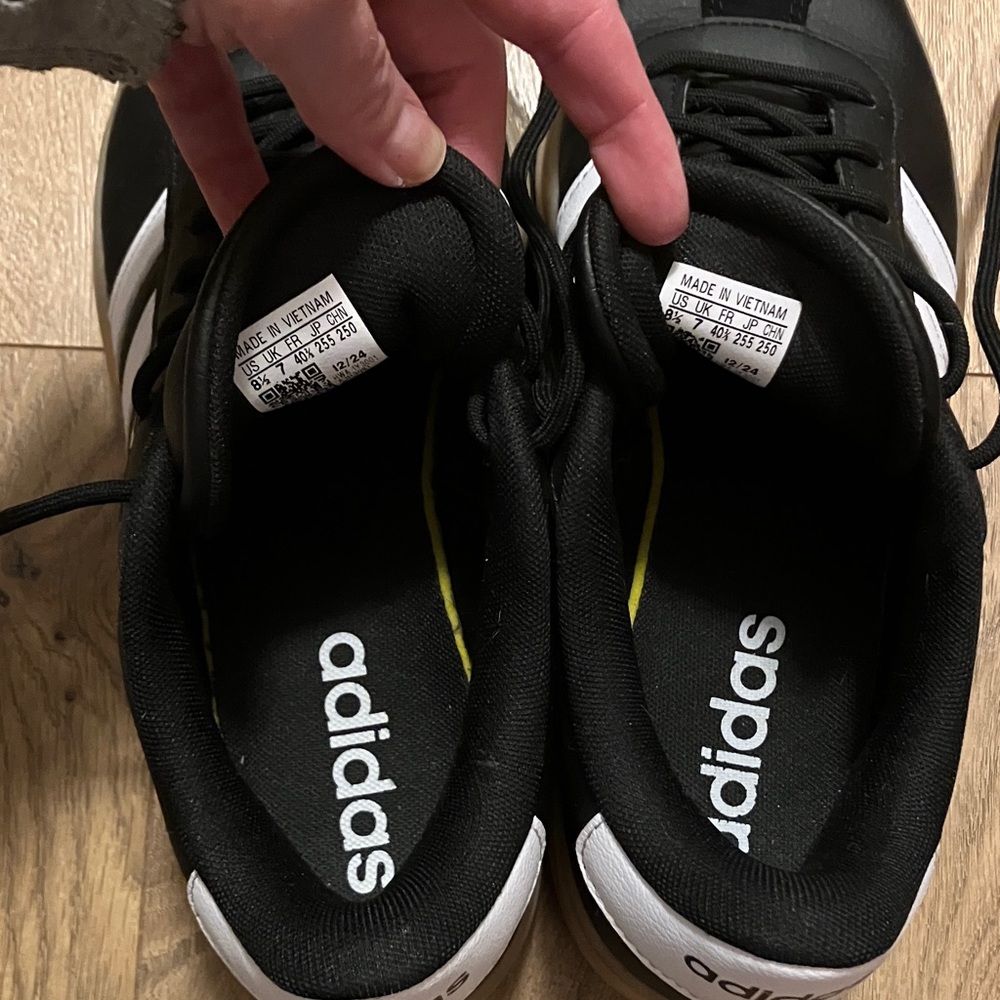 Platform Adidas - Picture 6 of 6